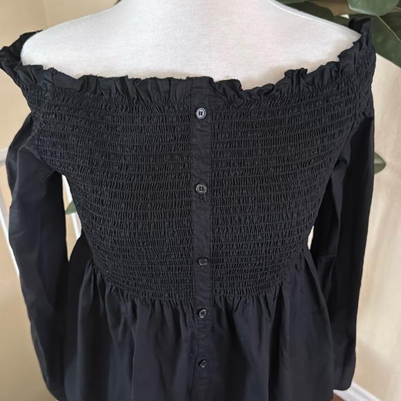 Halogen Long Sleeve Off-Shoulder Smocked Peplum Black Top Size Medium Petite - Picture 2 of 11